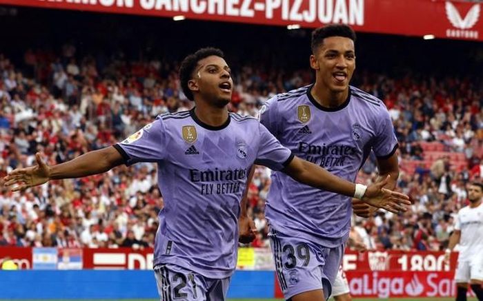 Với cú đúp vào lưới Sevilla, Rodrygo chứng tỏ vai trò ngày càng lớn với Real Madrid