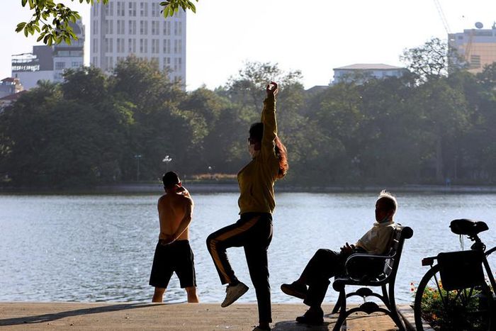 Thời tiết Hà Nội nắng nóng nhưng không quá gay gắt. Ảnh minh họa: Phạm Hải