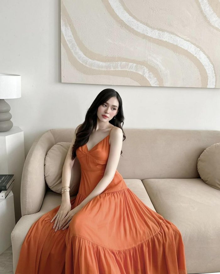 Nhan sắc ngọt ngào của Á hậu Tường San.