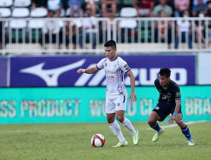 Tuấn Hải ghi 10 bàn để là Vua phá lưới nội V-League 2022 nhưng sau 10 trận năm nay, tiền đạo Hà Nội FC chỉ có 2 bàn. Ảnh: VPF
