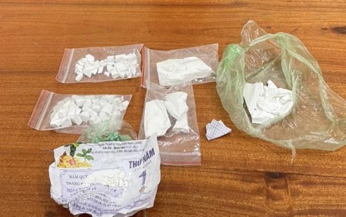 Tang vật thu giữ của đối tượng Mạc Văn Tám.