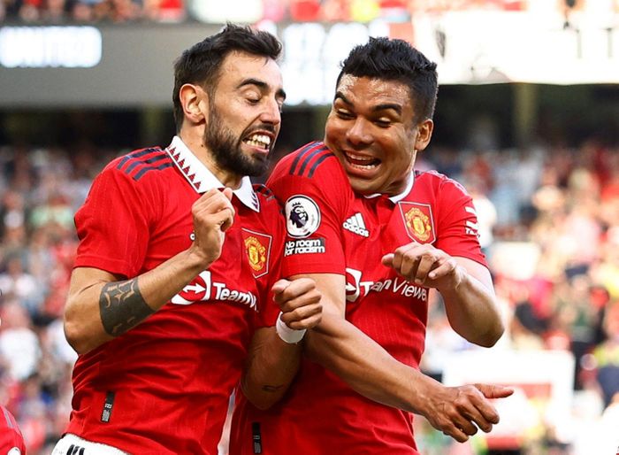  Với Casemiro, Man Utd giải quyết được nhiều vấn đề trên sân lẫn phòng thay đồ. Ảnh: Reuters. 