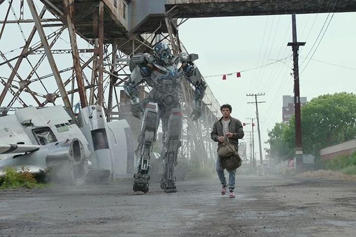 Anthony Ramos trong phim "Transformers: Rise of the Beasts"