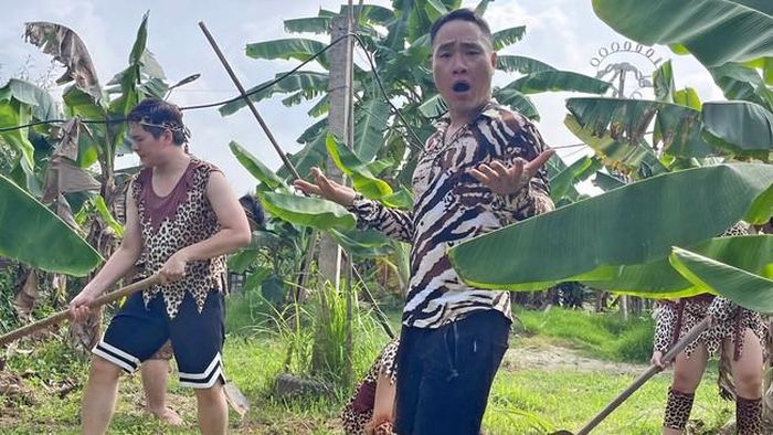 Ca sĩ Khôi Minh trong một cảnh quay của MV "Mẹ trái đất"