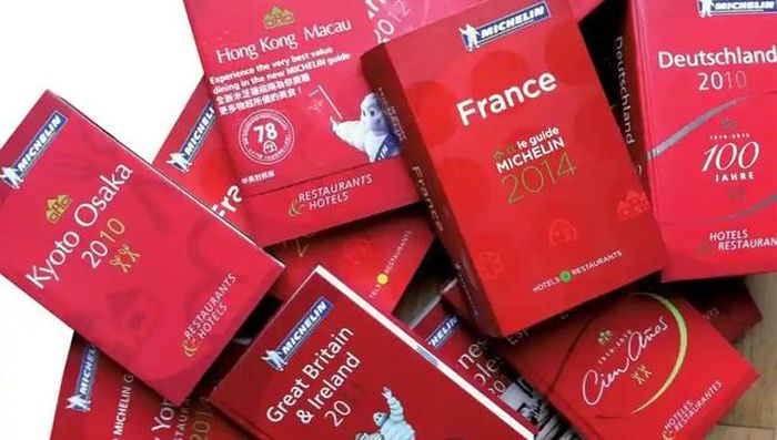 Sách hướng dẫn Michelin