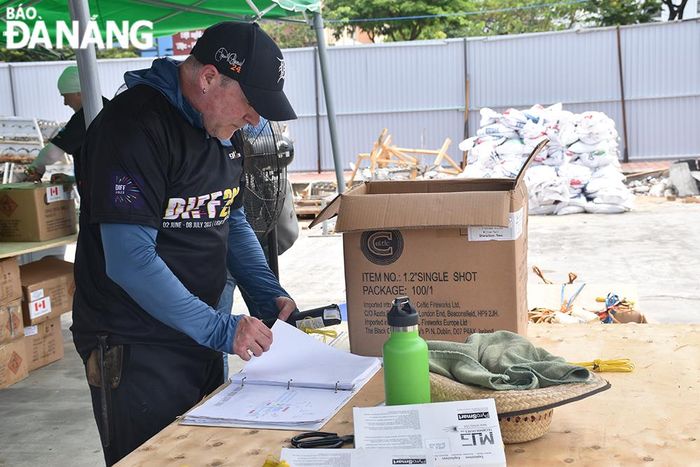 Ông Alain Bouthillier, Đội trưởng đội pháo hoa đến từ Canada rất kỳ vọng sẽ có một màn trình diễn tuyệt vời tại Đà Nẵng.