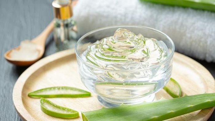 Nha đam là một loại kem dưỡng ẩm tự nhiên, giúp làm dịu da khô