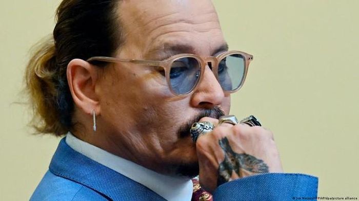 Johny Depp trong trận chiến tại tòa án với Amber Heard