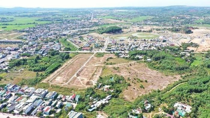 Nhiều ý kiến trái chiều trong việc thu hồi đất