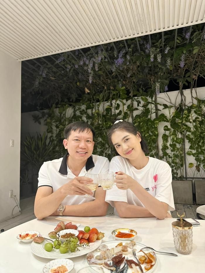 Bác sĩ Cao Hữu Thịnh phủ nhận thông tin hẹn hò Ngọc Trinh