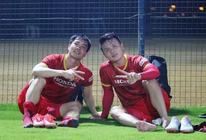 Quang Hải đã tái hòa nhập khá nhanh, còn Công Phượng?