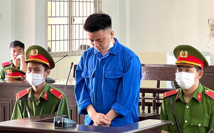 Bị cáo Hóa nghe tuyên án