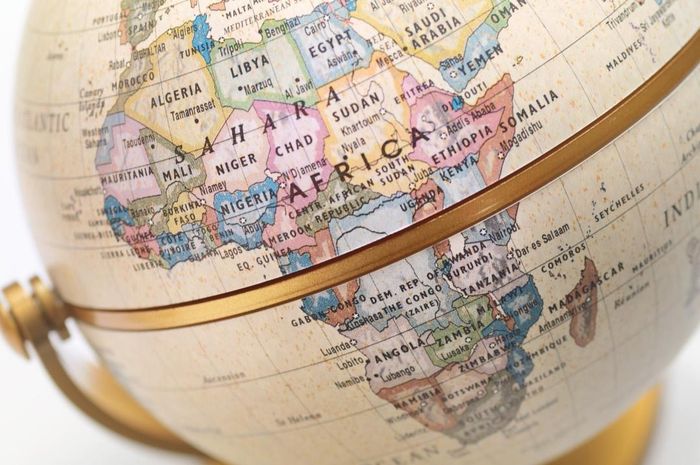  Sa mạc Sahara trải dài qua 10 quốc gia bao gồm Algeria, Chad, Ai Cập, Libya, Mali, Mauritania, Morocco, Niger, Sudan và Tunisia. 