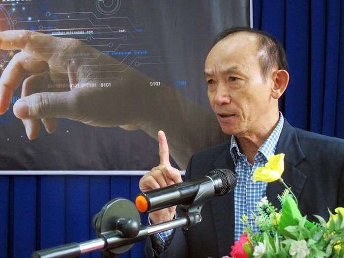 PGS-TS Dương Hữu Biên: “Trí tuệ nhân tạo không thể thay thế được nghệ sĩ sáng tạo”
