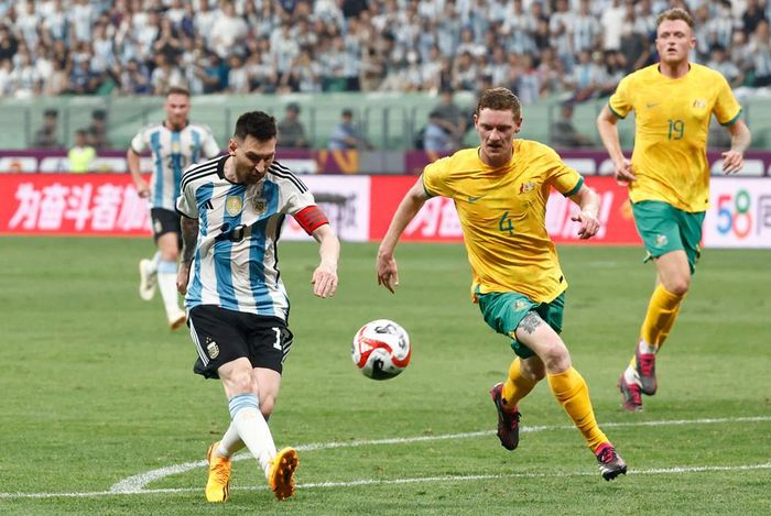 Messi vẫn là tâm điểm trong các đợt lên bóng của Argentina
