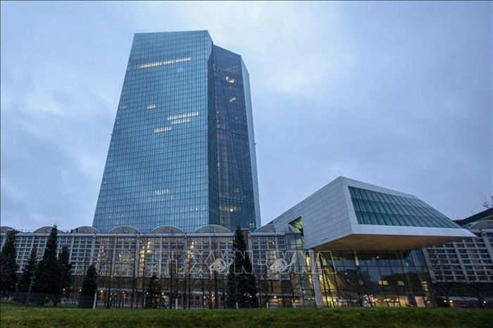 Trụ sở Ngân hàng trung ương châu Âu (ECB) ở Frankfurt am Main, Đức. Ảnh: AFP/TTXVN