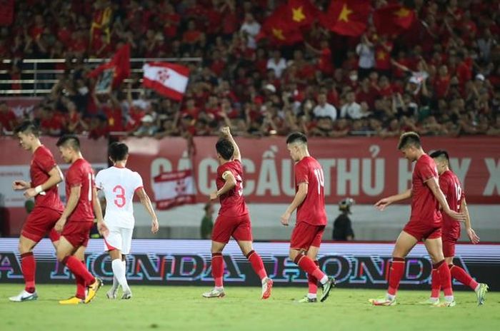 CĐV Việt Nam có quyền hy vọng vào một màn trình diễn ấn tượng của đội tuyển Việt Nam trước Syria. Ảnh: Hoàng Linh