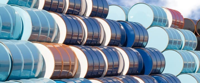 Giá xăng dầu giảm ở đầu phiên giao dịch đầu tuần. Ảnh minh họa: Oilprice