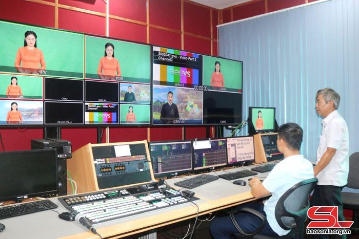  Đài Phát t hanh - Truyền hình tỉnh đầu tư nhiều trang thiết bị kỹ thuật hiện đại.