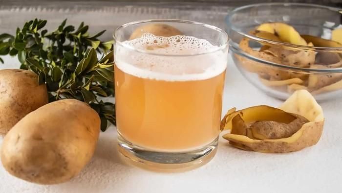 Khoai tây có hàm lượng vitamin C cao giúp làm mờ thâm hiệu quả (Ảnh: Internet)