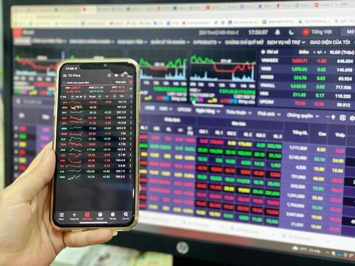 Đóng góp lớn cho VN-Index là chỉ số VN30 khi nhóm này có cho mình mức tăng 9,16 điểm.