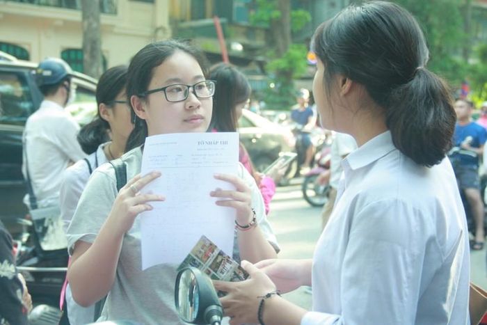 Thí sinh sau kết thúc bài thi tốt nghiệp THPT.