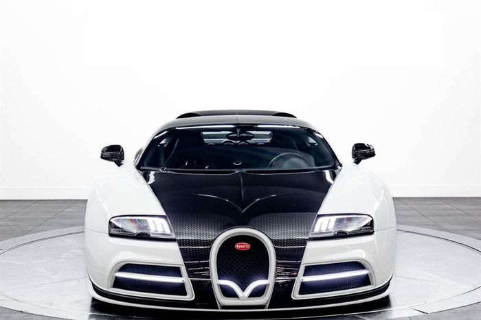  Được phát triển trên phiên bản Veyron 2008 tiêu chuẩn, gói nâng cấp này được lấy cảm hứng mạnh mẽ từ phiên bản Veyron Super Sport. 