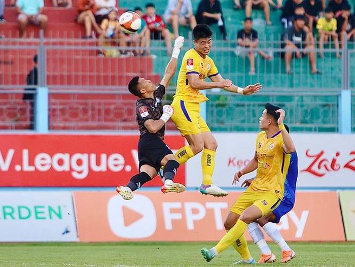 Những ngôi sao nội như Duy Mạnh giúp Hà Nội FC trở lại cuộc đua vô địch mạnh mẽ. Ảnh: VPF
