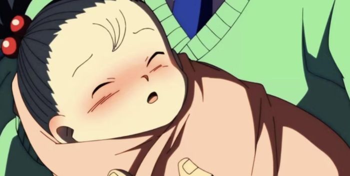 Thành viên nhỏ tuổi nhất của gia đình Goku là Pan. Cô bé được giới thiệu vào cuối phần truyện Majin Buu, là con của Gohan với Videl. Cô bé không có nhiều thời gian để tỏa sáng trước khi Bảy viên ngọc rồng kết thúc, nhưng đủ để có nhiều khoảnh khắc nổi bật. Đáng chú ý, Goku có mối quan tâm đặc biệt đến Pan và có vẻ như cả hai đã phát triển mối quan hệ giống như Goku với ông nội của mình, Gohan. Ảnh: CBR.