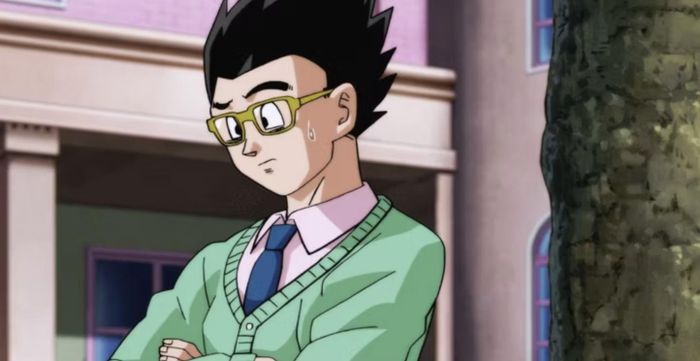 Như đã đề cập, con trai đầu lòng của Goku và Chichi là Gohan. Ngay từ bé, cậu đã thể hiện được tố chất và tiềm năng lớn khi liên tục phải đối đầu với các đối thủ mạnh mẽ. Theo học chương trình huấn luyện của Piccolo đã không phải chuyện đơn giản, những trận chiến trên hành tinh Namek hay tại Cell Games càng chứng minh được sự tin tưởng của Goku với cậu là hoàn toàn có cơ sở. Về cuối truyện Dragon Ball Z, Gohan cũng có những đóng góp lớn vào chiến dịch chống lại Majin Buu. Tuy nhiên đối với một bộ phận độc giả, như thế là chưa xứng tầm so với tiềm năng khổng lồ của Gohan. Ảnh: CBR.