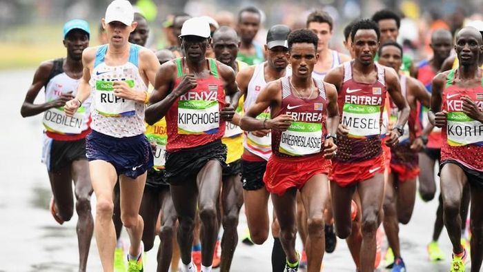 Chạy marathon ngày càng phổ biến trên thế giới.