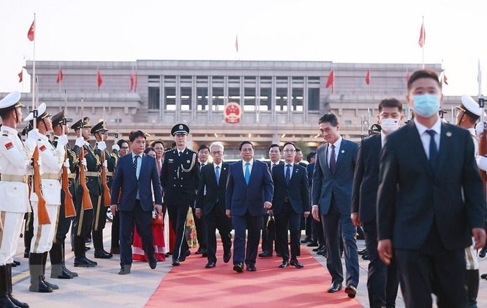 Thủ tướng Phạm Minh Chính kết thúc tốt đẹp chuyến thăm chính thức Trung Quốc và dự Hội nghị thường niên WEF. (Ảnh: Dương Giang/TTXVN)
