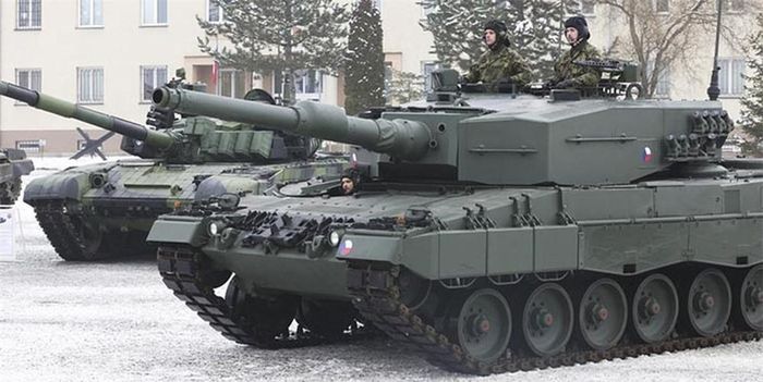 Sau khi kiểm tra chi tiết những chiếc xe tăng Leopard 2A4 bị binh lính Nga hạ gục, giới truyền thông thấy rõ khả năng chống chịu hỏa lực pháo binh của chúng kém hơn nhiều so với T-54 và T-55 của Liên Xô.