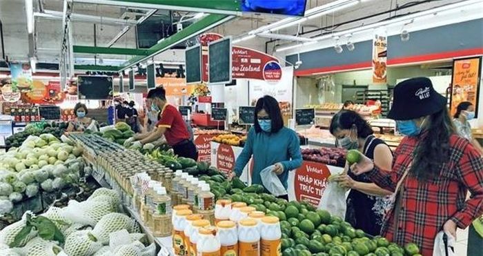CPI 6 tháng đầu năm 2023 tăng 3,29%. Ảnh: TTXVN