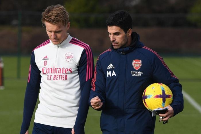  Arteta từng giúp Odegaard nâng tầm. Ảnh: Reuters. 