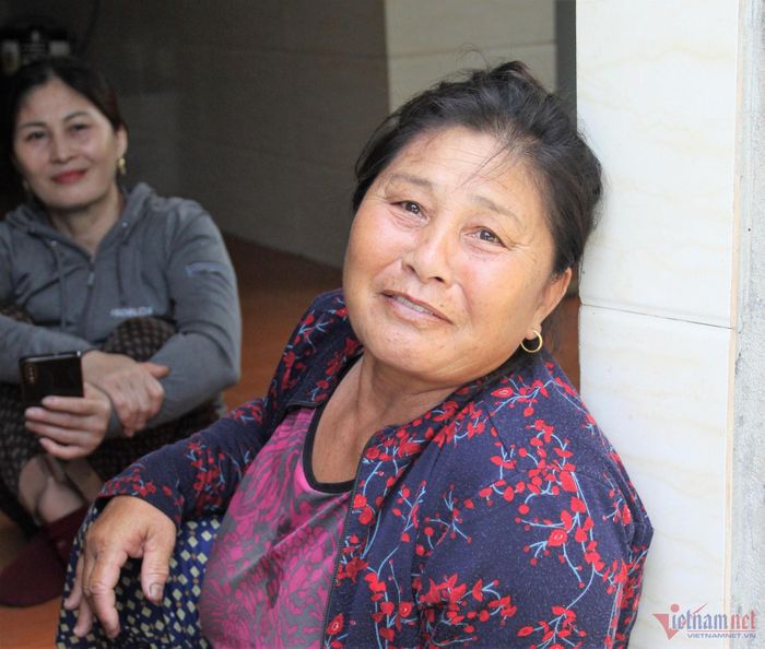 Bà Nguyệt gắn với nghiệp vớt xác .
