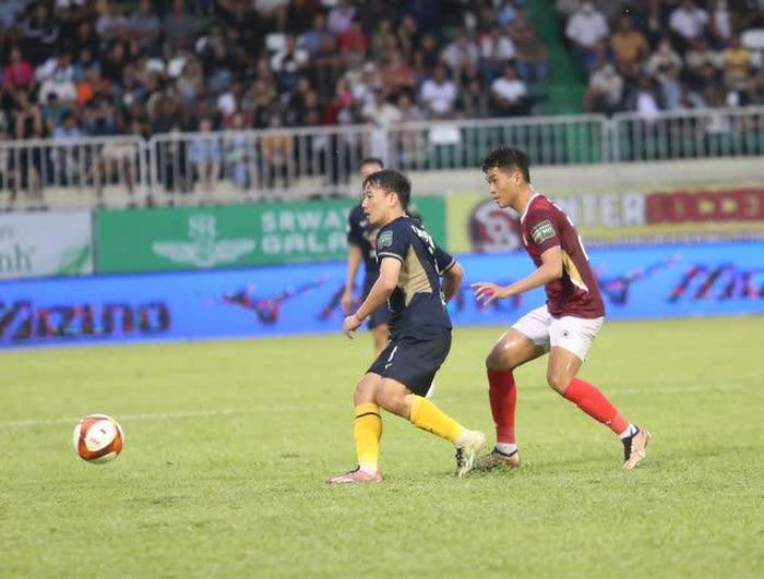 Phong độ của HAGL ở mùa bóng năm nay là rất đáng thất vọng. Ảnh: Dư Toán