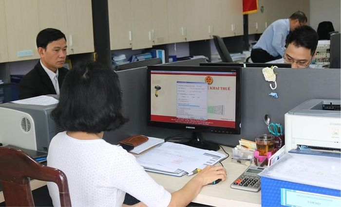  Doanh nghiệp thực hiện quyết toán thuế