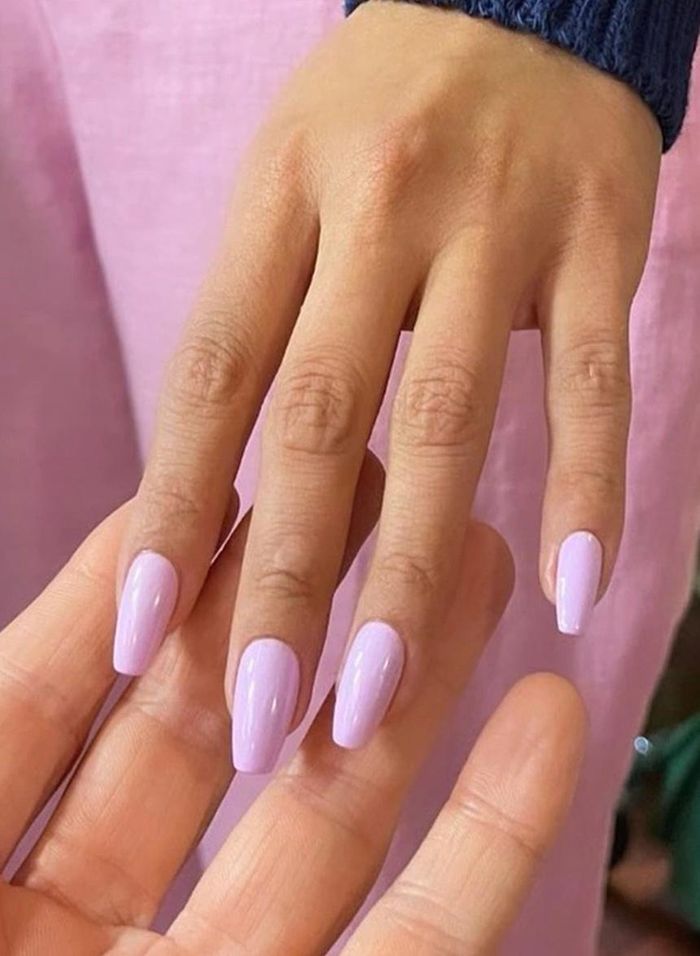  Màu hồng tượng trưng cho quyền lực và sự táo bạo. Ảnh minh họa: Glamour. 