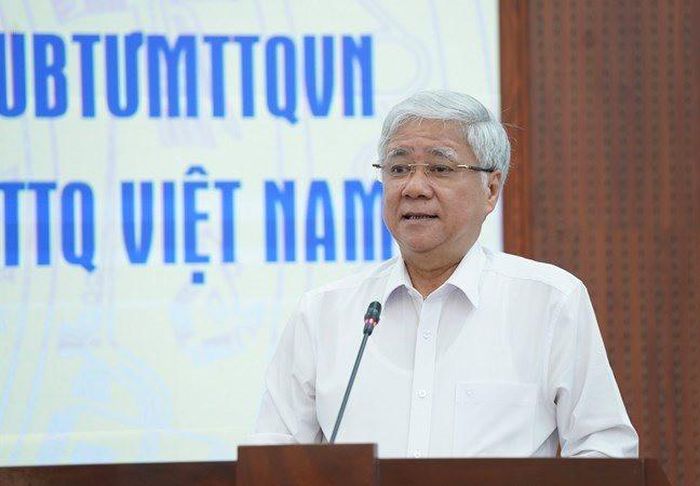 Chủ tịch Ủy ban Trung ương Mặt trận Tổ quốc Việt Nam Đỗ Văn Chiến phát biểu tại hội nghị.