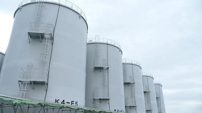 Các bể chứa nước thải đã qua xử lý tại Fukushima, Nhật Bản. Ảnh: CNN.