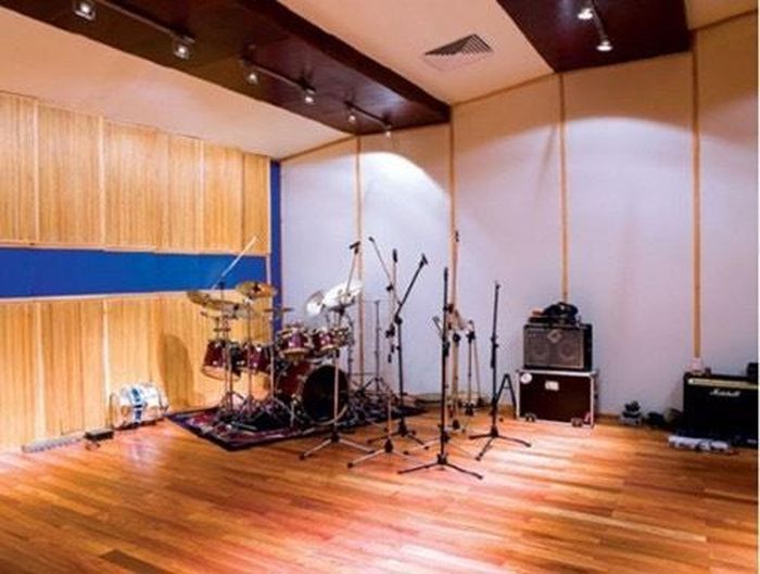 Phòng tập trống của nhạc sĩ Anh Quân