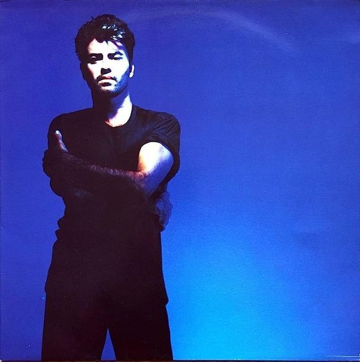 George Michael trên bìa đĩa đơn "Freedom! '90"