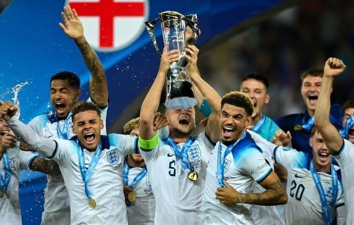 Hạ Tây Ban Nha, Anh vô địch U21 EURO sau 39 năm chờ đợi