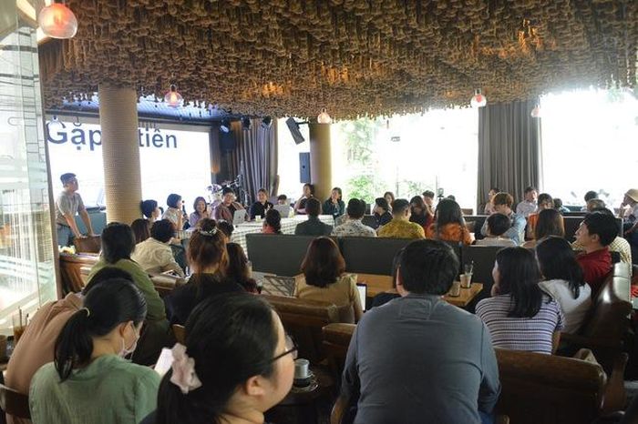 Đông đảo người quan tâm