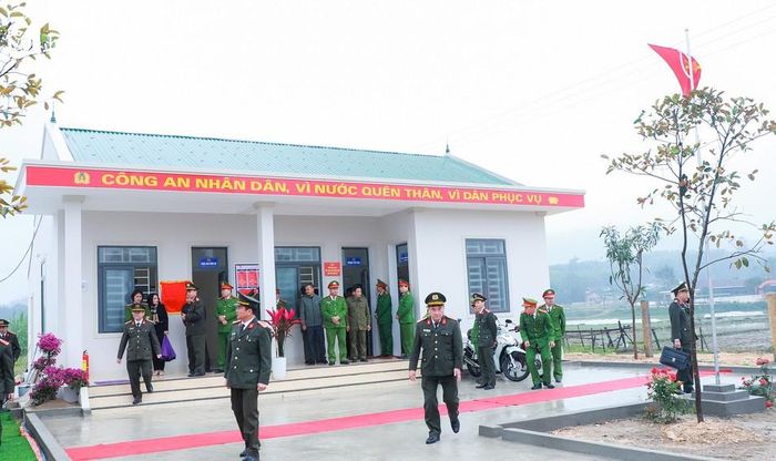  Trụ sở Công an xã Thanh Thủy, huyện Thanh Chương khánh thành năm 2021 thuộc chương trình xây dựng trụ sở làm việc cho Công an 27 xã biên giới của tỉnh Nghệ An. Ảnh: Thành Duy 