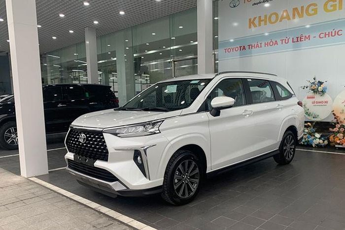 Về phía Toyota, giá trị ưu đãi giảm khoảng 5 - 10 triệu so với trước đó. Đơn cử như Vios chỉ còn giảm 20 triệu kể từ 1/7. 