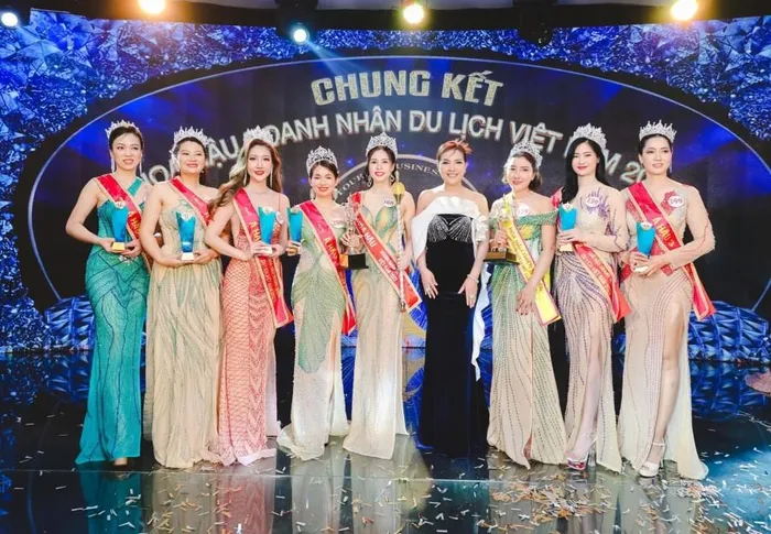 Doanh nhân Vũ Thục Hiền đăng quang Hoa hậu Doanh nhân Du lịch Việt Nam 2023