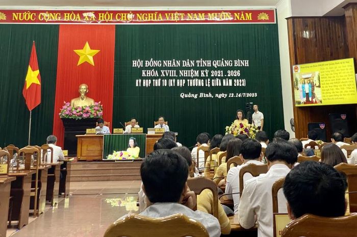 Toàn cảnh kỳ họp