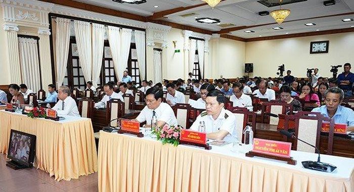 Toàn cảnh kỳ họp
